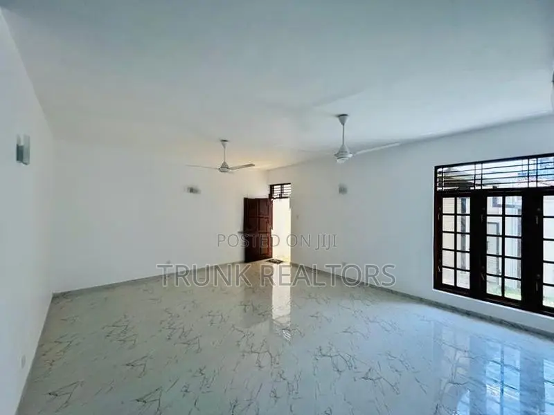Nugegoda 04BR House For Sale (NK11426)