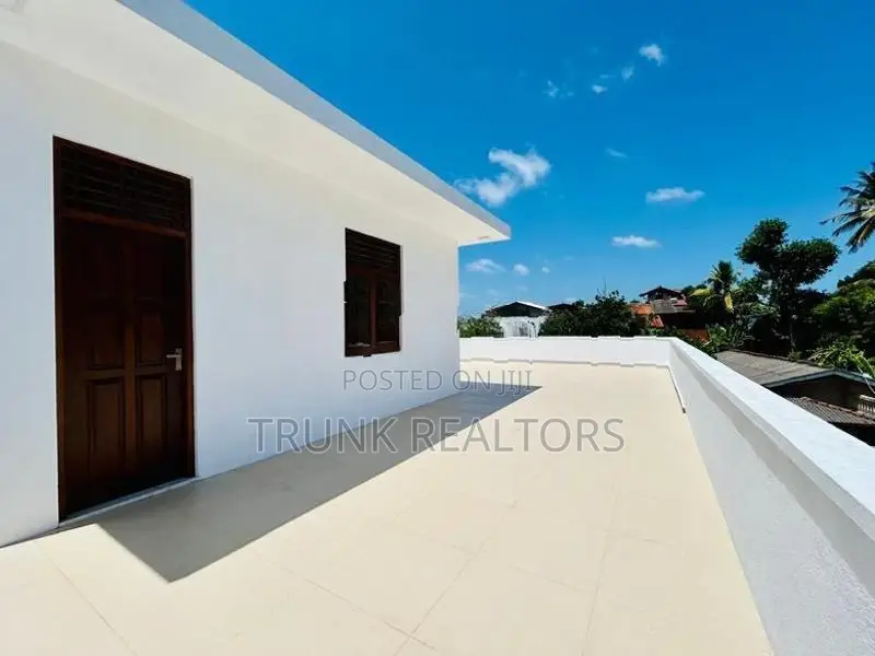 Nugegoda 04BR House For Sale (NK11426)