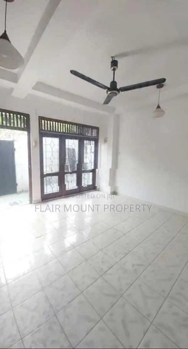 3bed 2bath 2 storey individual house for rent in Rathmalana