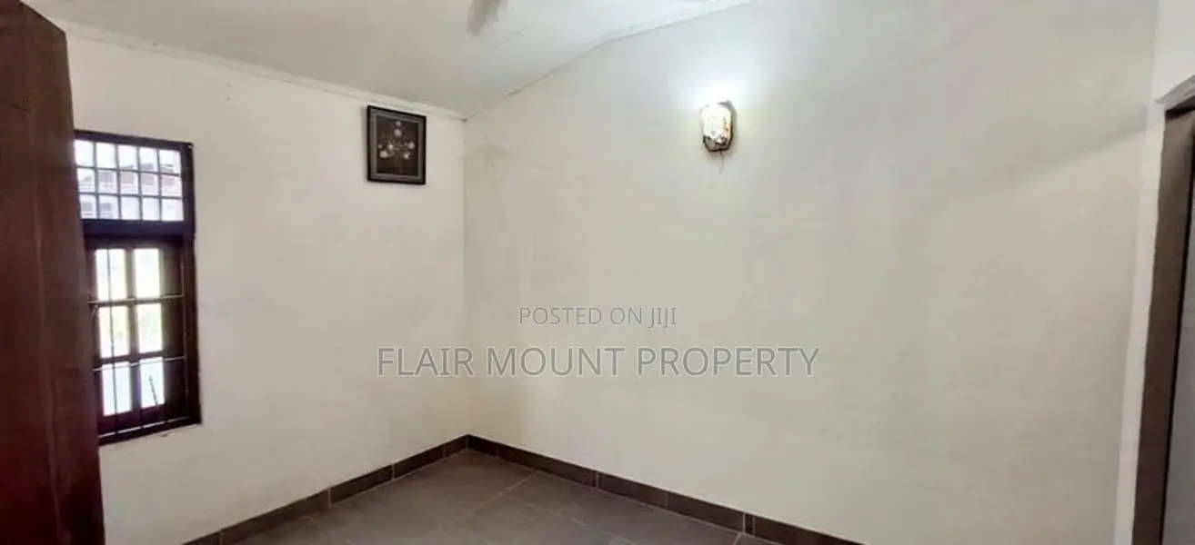 3bed 2bath 2 storey individual house for rent in Rathmalana