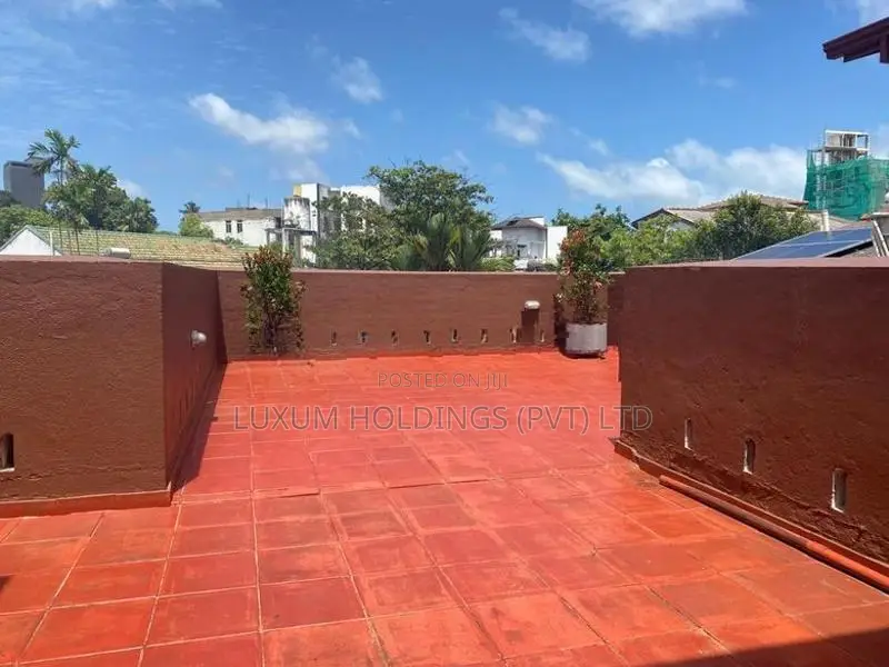 Spacious House For Rent in Fairfield Garden Colombo 08 [ 1430C ]