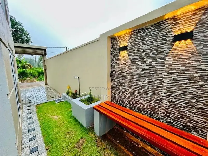 HAS208- Luxury Quality Valuable House for Sale in Piliyandala 🏠