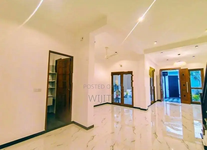 LUXURY BRAND NEW THREE STOREY HOUSE FOR SALE IN MAHARAGAMA