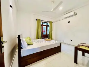 Brand New Luxury House with Furnitures for Rent in Makubura