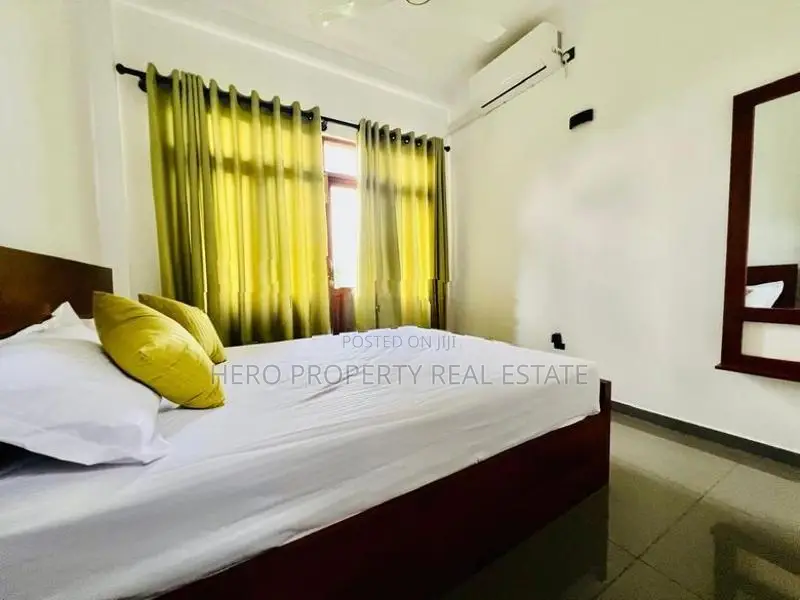 Brand New Luxury House with Furnitures for Rent in Makubura