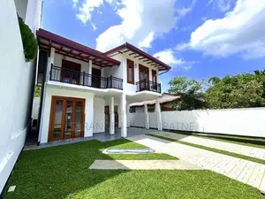 Brand New Solid House Fro Sale From Kottawa Mattegoda Pubudu Mw