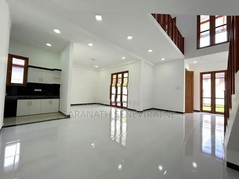 Brand New Solid House Fro Sale From Kottawa Mattegoda Pubudu Mw