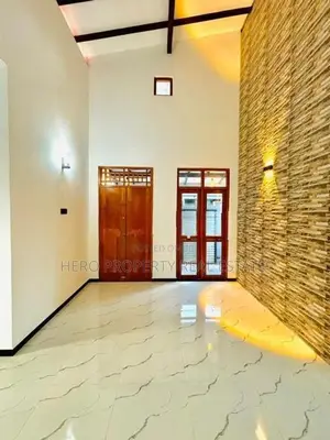 Modern Stunning House for Sale in Athurugiriya