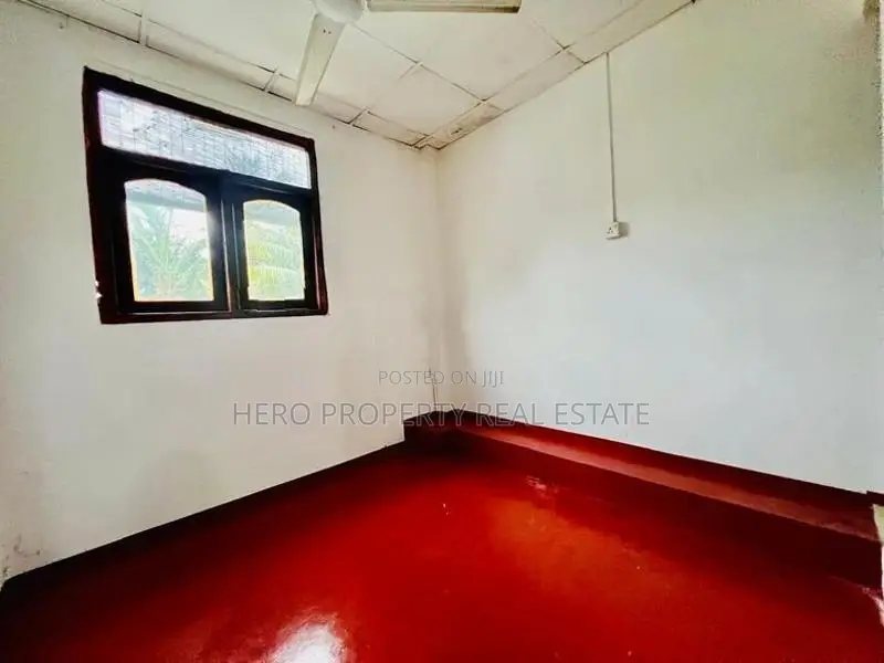 Modern Guest House for Sale in Kottawa