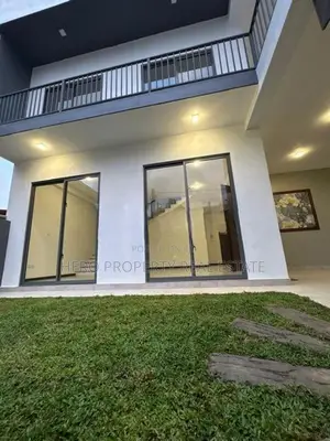 HAS209 - Stunning Luxury House for Sale in Piliyandala