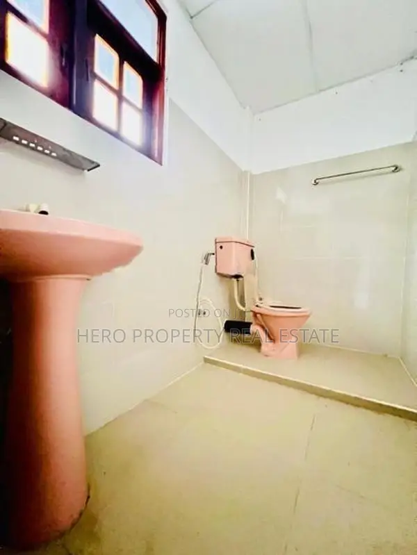 Modern Guest House for Sale in Kottawa
