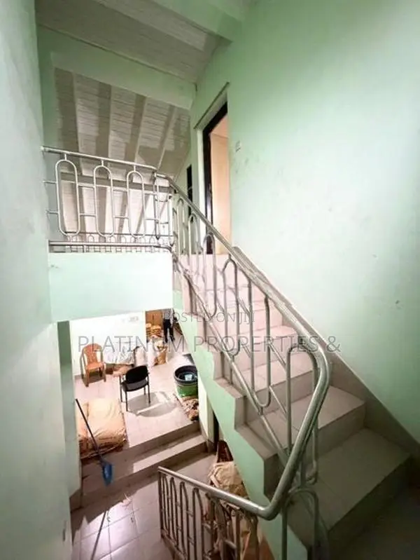 20 Perch Land with 2-Storey House for Sale in Piliyandala