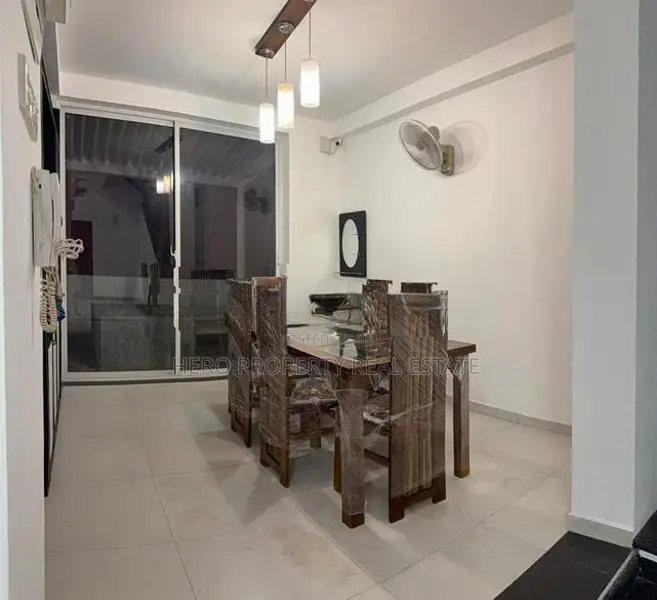HAR215 - Luxury Modern House for Rent in Battaramulla