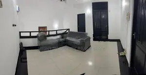 HAR215 - Luxury Modern House for Rent in Battaramulla