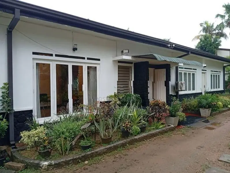 Commercial Or Residential - 250 Meters Away Galle Rd- Dehiwala Attidiy
