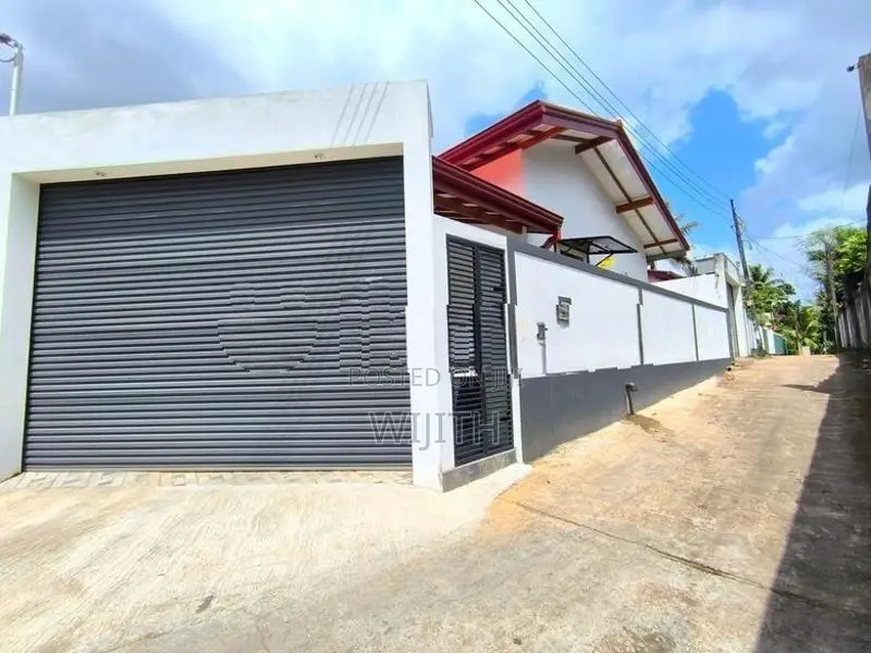 Brand new Single House for sale in Kaduwela Nawagamuwa