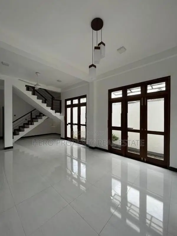 HMR052 - Modern House for Rent in Piliyandala 🏠