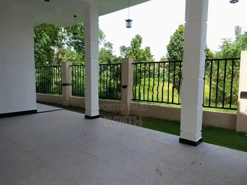 BEAUTIFUL HOUSE FOR SALE CLOSE TO HIGHLEVEL ROAD