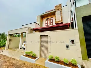 HAS208 - Stunning Luxury Quality House for Sale in Piliyandala