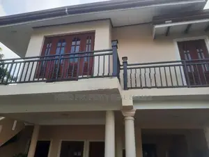 HCHR050 - Modern Upstairs House for Rent in Negombo