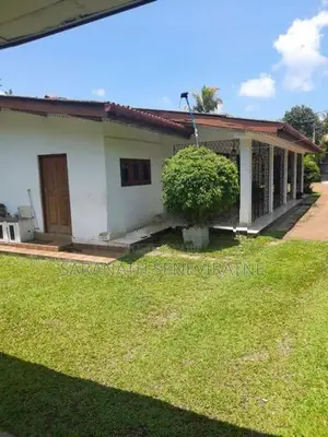 Land in Bokundara - Piliyandala With Old House