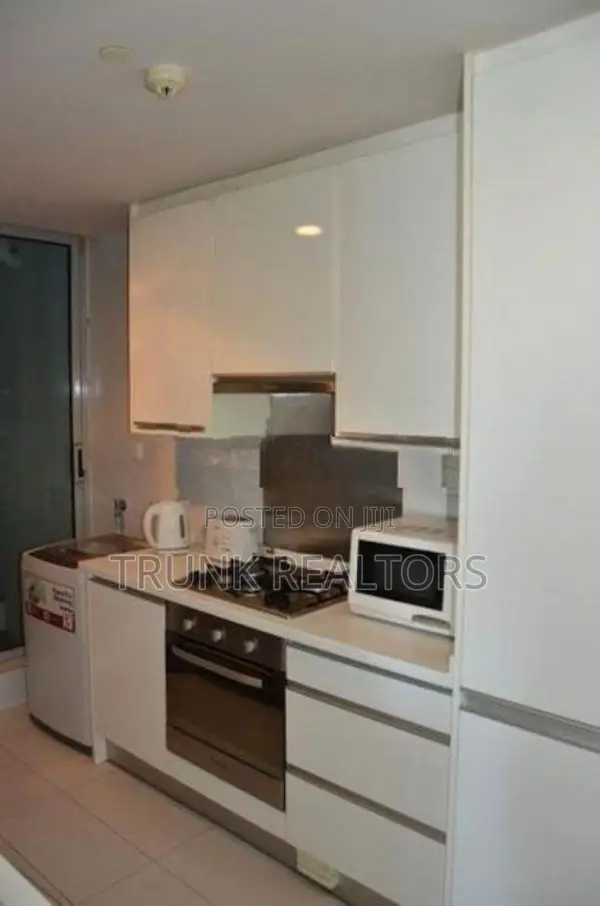 The Emperor 02BR Apartment For Rent (NK11438)