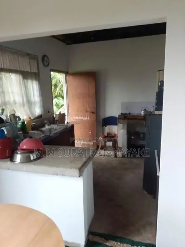 රද්දොලුවෙන් වටිනා නිවසක් විකිණීමට ඇත