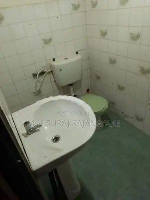 වටිනා නිවසක් විකිණීමට ඇත - රද්දොලුව