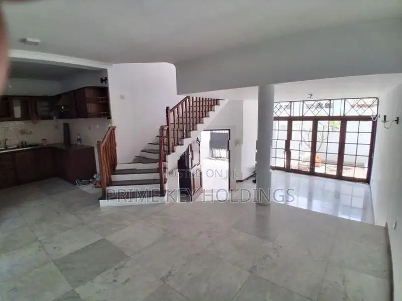 House for Rent – Thimbirigasyaya (HR115)