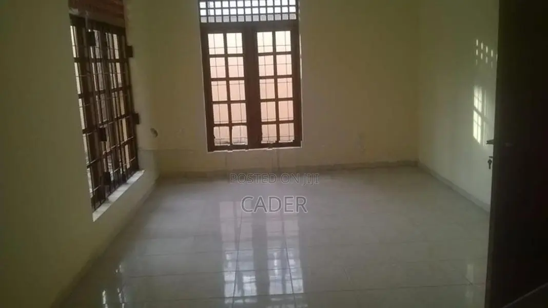 House For rent in mount lavinia