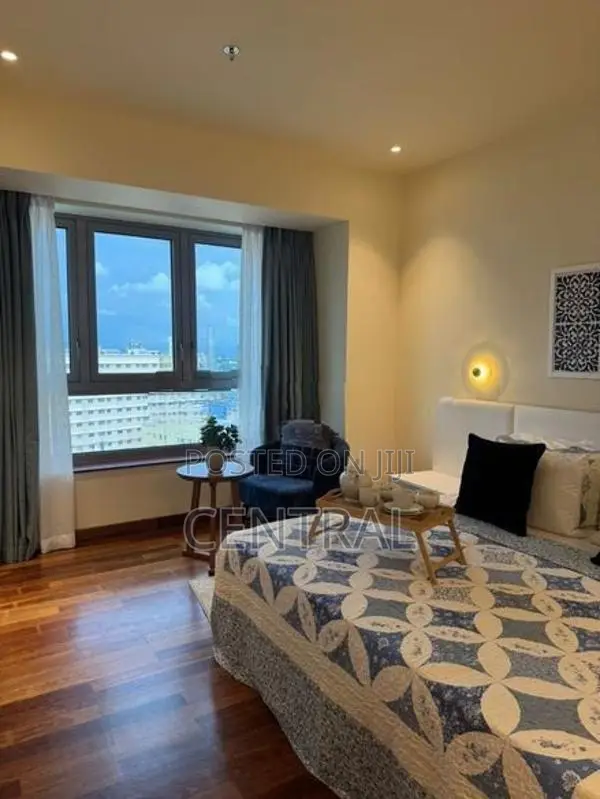 Furnished Apartment for Rent in Cinnamon life, Colombo 02 (C7-10297)