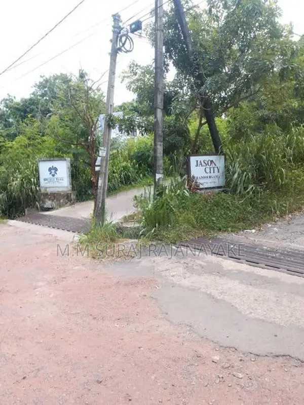 රද්දොලුවෙන් වටිනා නිවසක් විකිණීමට ඇත