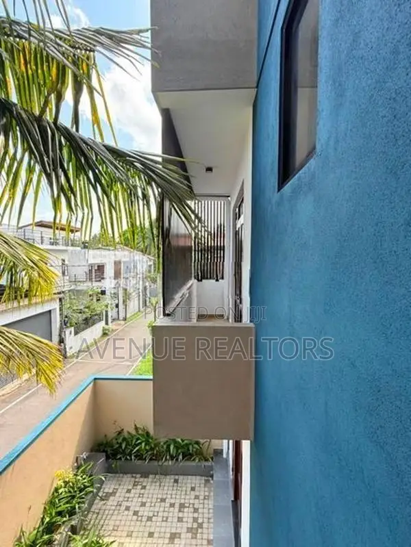 Luxury 4BR House for Sale in Pannipitiya (HS4751)