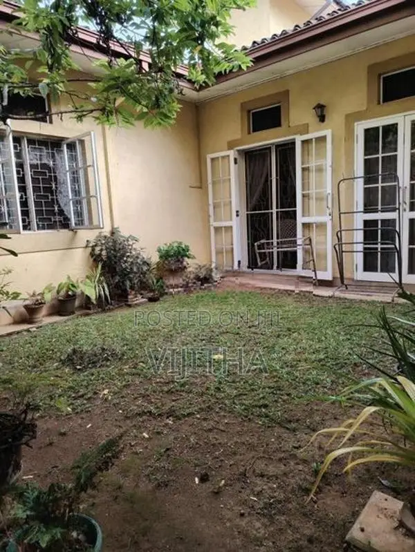 SINGLE STORY HOUSE FOR SALE.