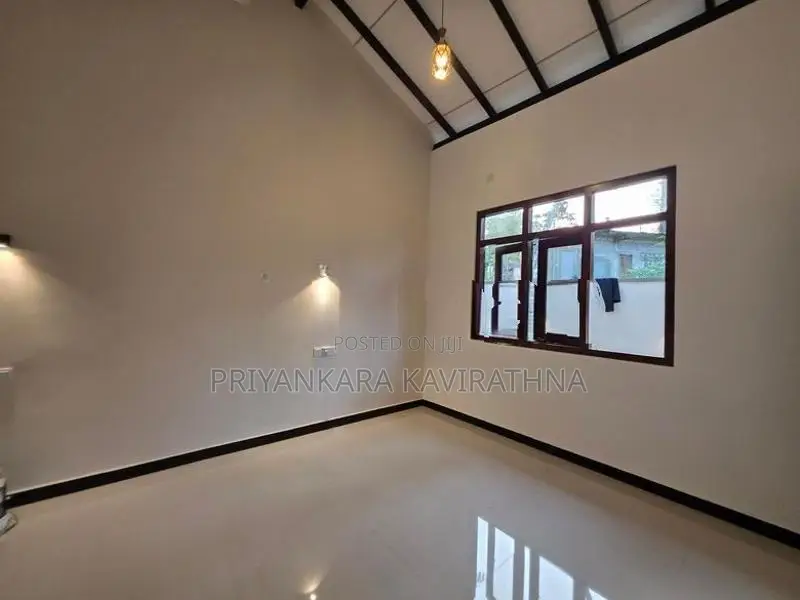 Brand New Mordern Single Storied House - Diyagama