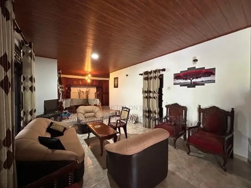 Single Storied House For Sale Homagama Meegoda - Artigala Rd