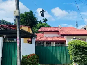 පදිංචියට සෑදු තනිමහල් නිවසක් විකිනිමට කොටිටාවෙි පොල්ගස්ඕවිට මාර්ගයේ