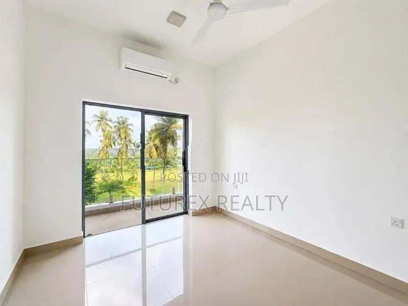GOLF VIEW 2 BR CANTEBURY RESORT APARTMENT FOR SALE IN PILIYANDALA