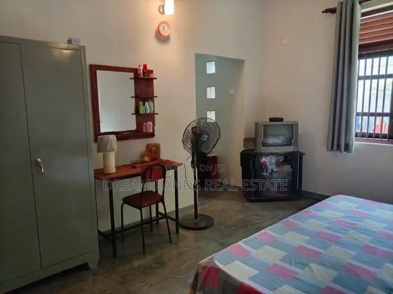 Furnished groung floor for dadugama ja -ela