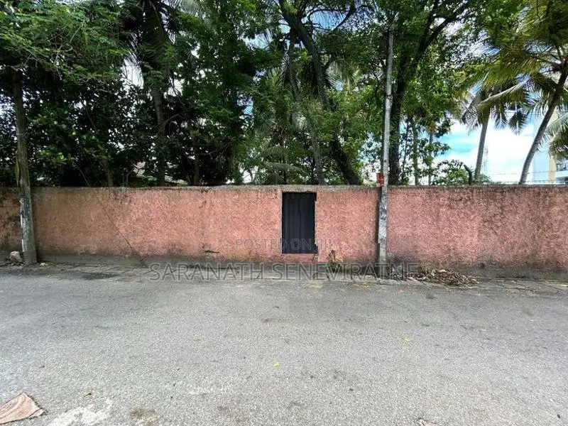 Prime Located Land For a Reasonable Price - Ethul Kotte Alakeshwara Rd