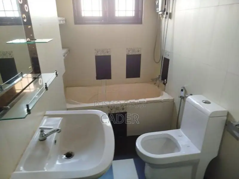 House For rent in mount lavinia