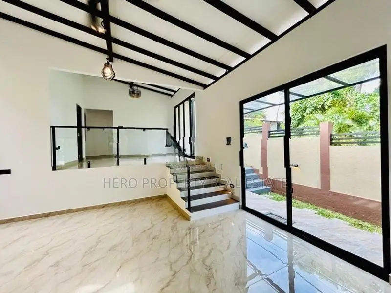 HAS216 - Stunning Architecturally Designed House for Sale in Kesbawa