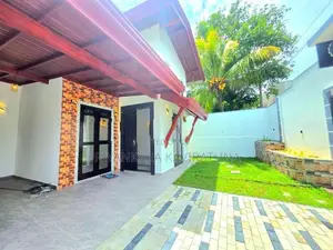 බටුවන්දර පිහිටි සුකෝපබෝගී අලුත්ම තනිමහල් නිවස විකිනීමට