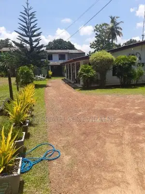 Land in Bokundara - Piliyandala With Old House