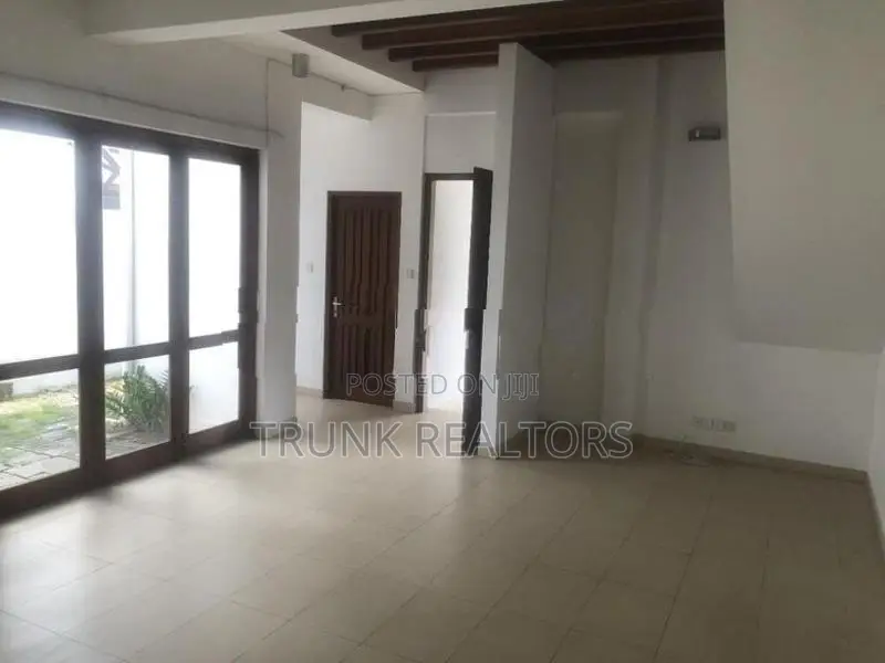 Rajagiriya 04BR House For Rent (NK11434)