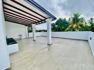 HAS203 - Stunning House for Sale in Piliyandala
