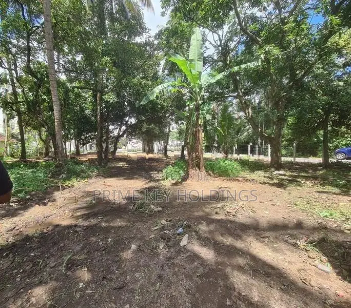 Commercial Property for sale in Rajasinghe Mawatha,Malabe -(LS2000)
