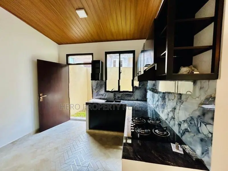 HAS216 - Stunning Architecturally Designed House for Sale in Kesbawa
