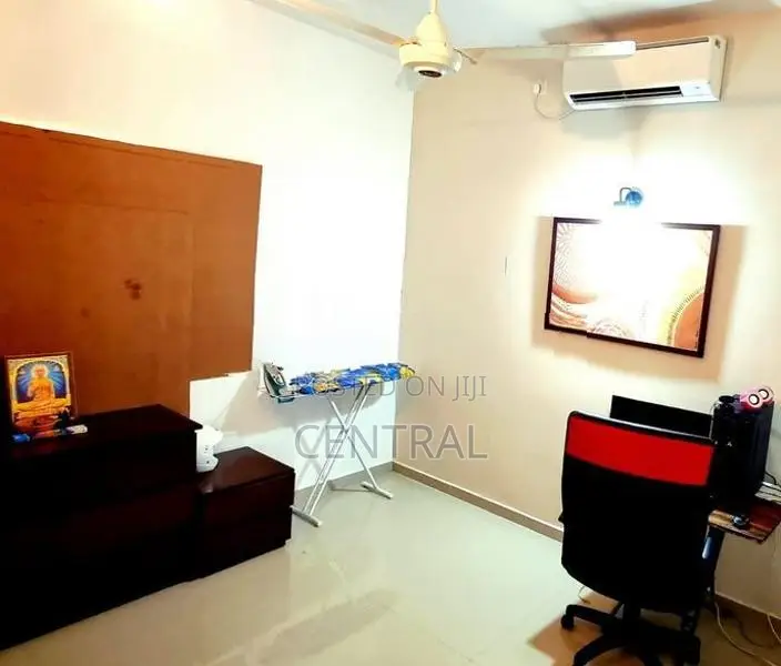 2 Bedroom Furnished apartment for sale in Athurugiriya (C7-9659)