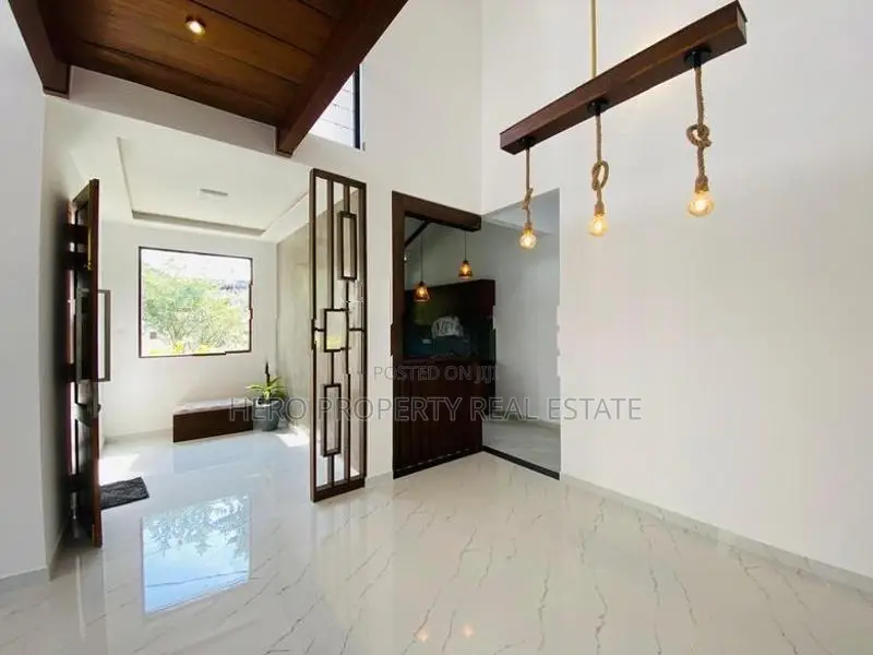 HAS217 - Modern Luxury Quality House for Sale in Piliyandala